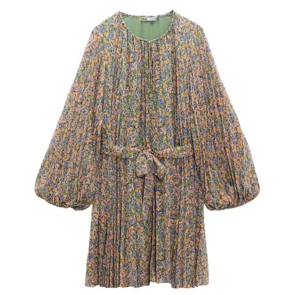 Zara- Printed Pleated mini dress - Picture 1 of 9